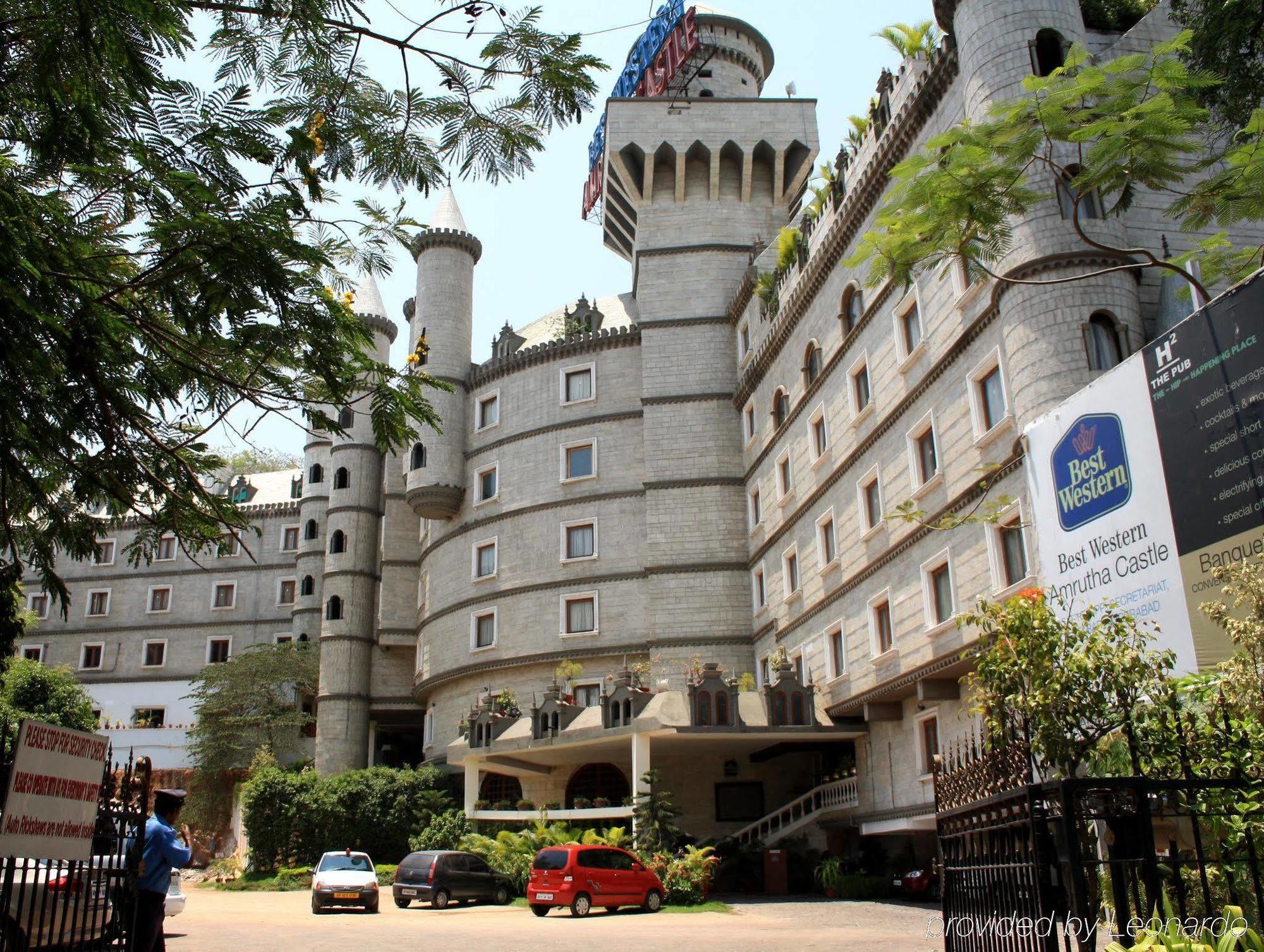 Best Western Amrutha Castle Hyderabad Eksteriør bilde