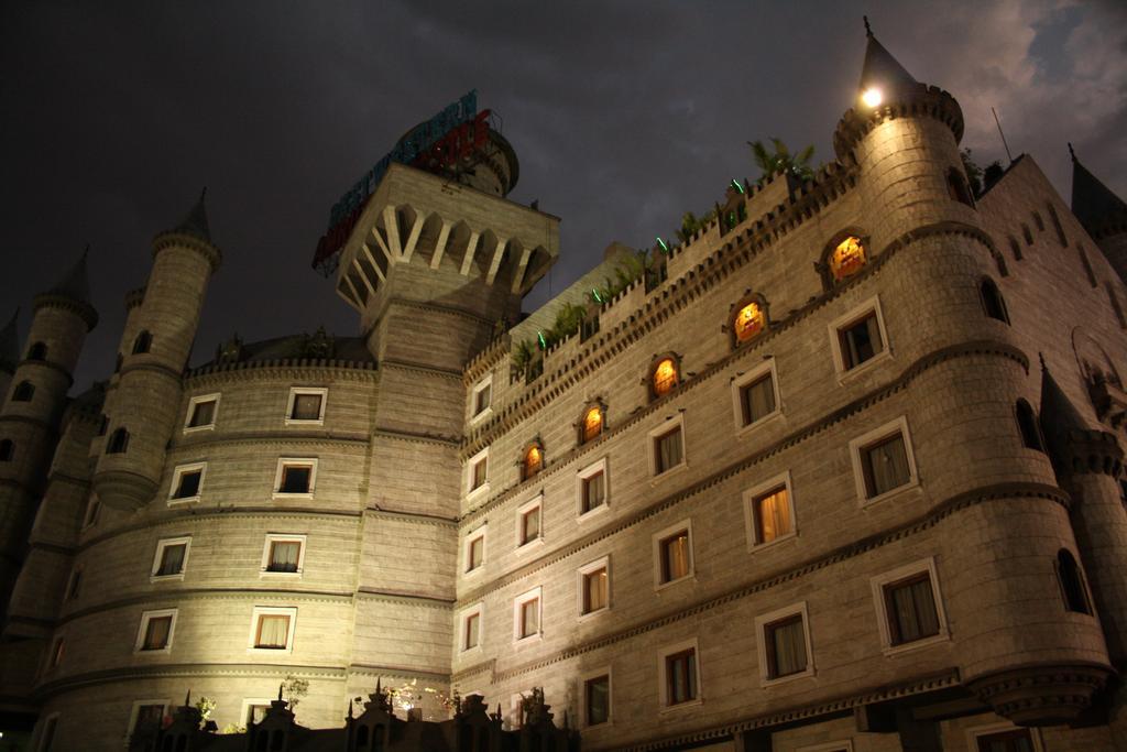 Best Western Amrutha Castle Hyderabad Eksteriør bilde